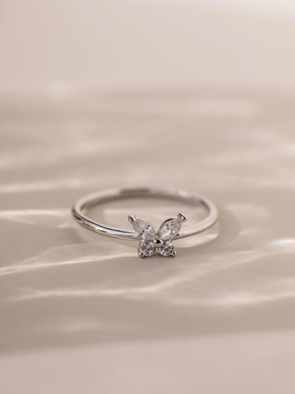 Butterfly ring